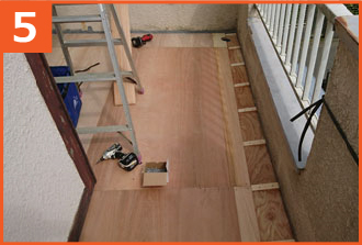 新しい下地への張り替え