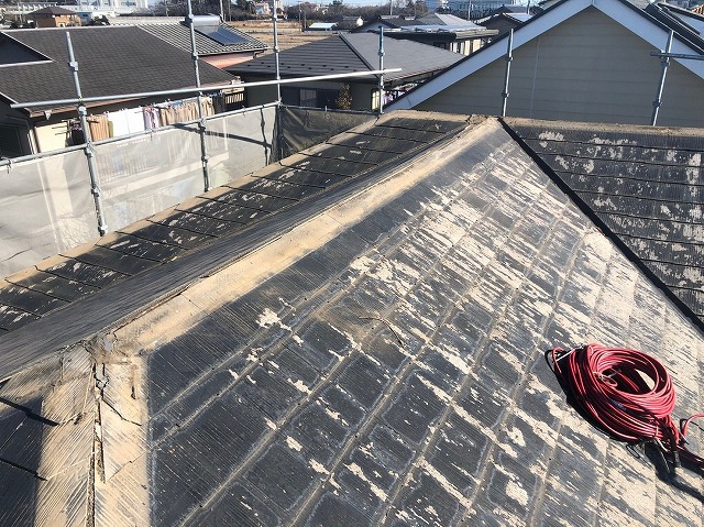 スレート屋根棟板金取り外し