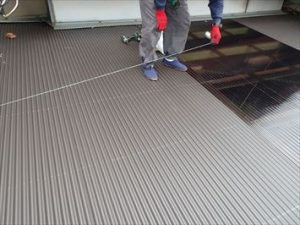 チョークラインで墨だし