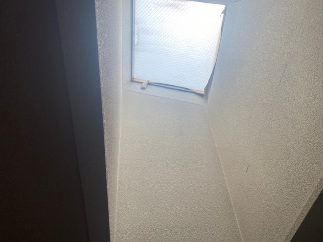 雨漏り室内