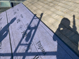 袖ケ浦市蔵波でスレートの欠けや劣化で雨漏りしているためスーパーガルテクトで屋根カバー工法