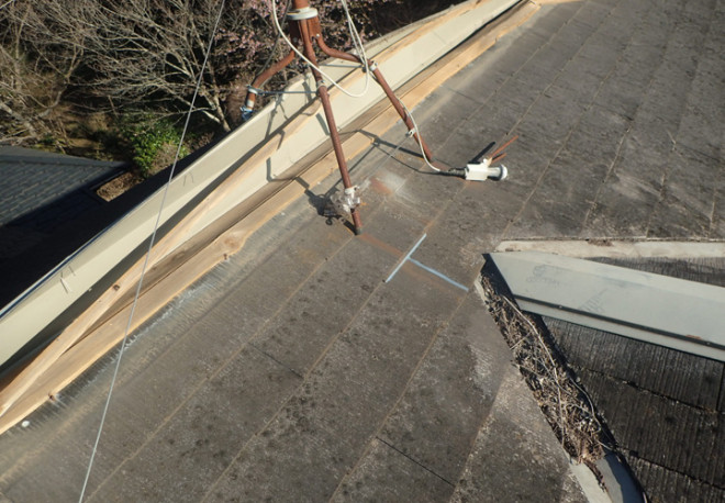 袖ケ浦市野里にて強風で剥がれた棟板金の調査、雨漏りを引き起こす前に修繕しましょう