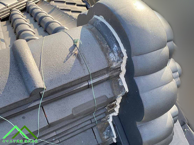 コーキングで隙間埋め