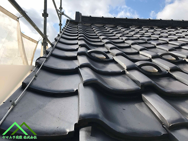 ケラバ袖瓦の修復作業