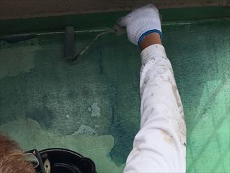 プライマーを塗布