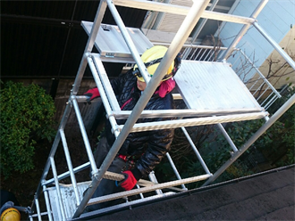 部分足場を仮設