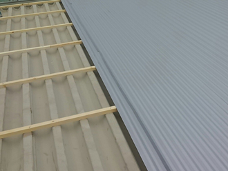 ガルバリウム鋼板