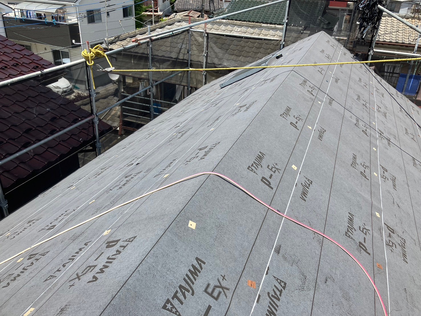 加須市　雨漏り 雨染み  落下 飛散 ズレ 破損  経年劣化 劣化 老朽化 築年数