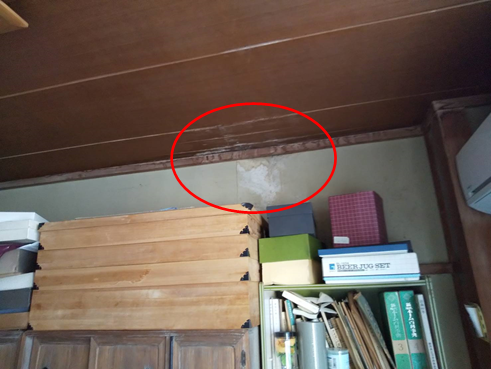 沼津市鉄骨雨漏り室内