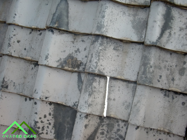 昔のコーキングが塗布