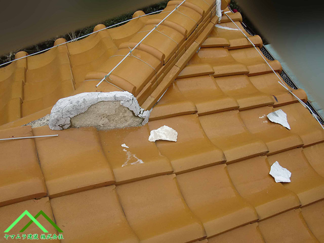 剥がれた漆喰