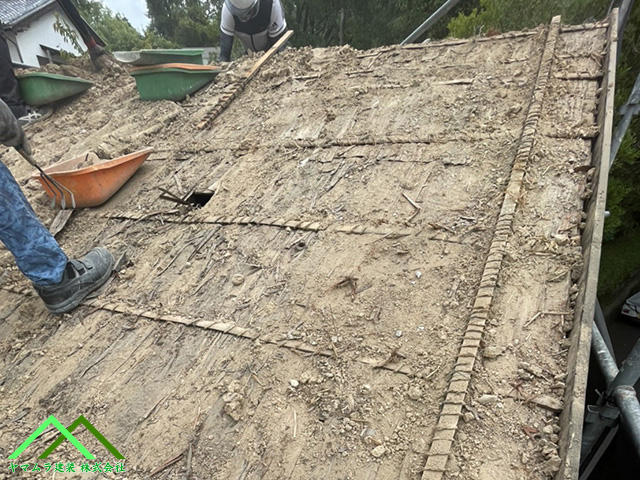 杉皮も取って行きます