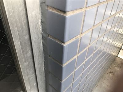 タイル外壁の目地シーリング補修を実施しました