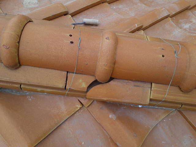 東大阪市　和瓦からリッジウェイ　ハーバードスレート　雨漏り箇所②