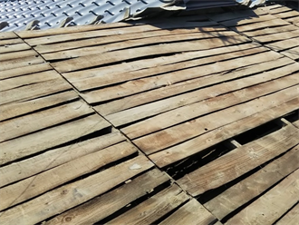 劣化した野地板