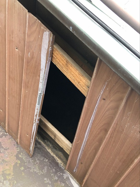 さいたま市岩槻区にて流れ壁トタン補修