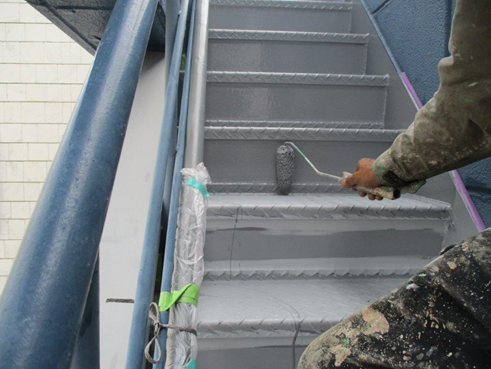 沼津市鉄骨階段雨漏り防水