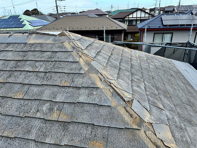 久喜市　雨漏り 雨染み　応急処置　緊急対応