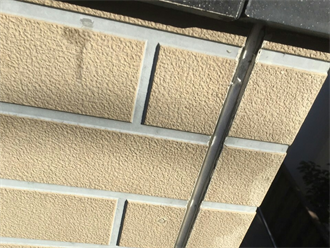 劣化したシーリング材を撤去