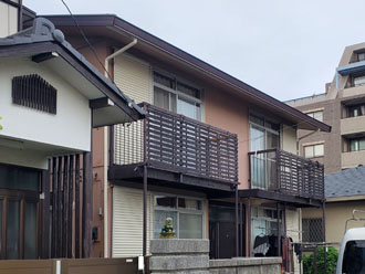 築40年でスレート屋根から雨漏りするようになった邸宅