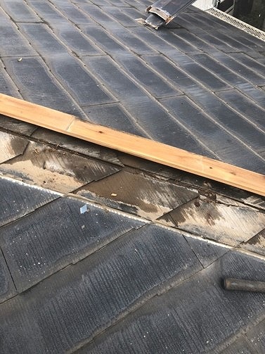 貫板を外した状態の屋根