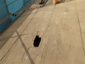 野地板の穴あき