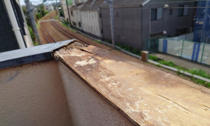 笠木補修ビフォー