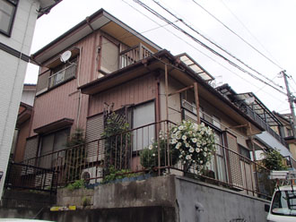 築40年で雨漏りが発生している貸家