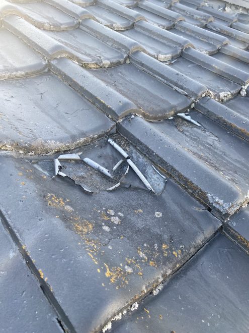 セメント瓦　表面　剥がれ