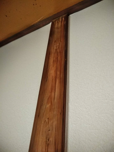 沼津市雨漏り瓦屋根室内柱