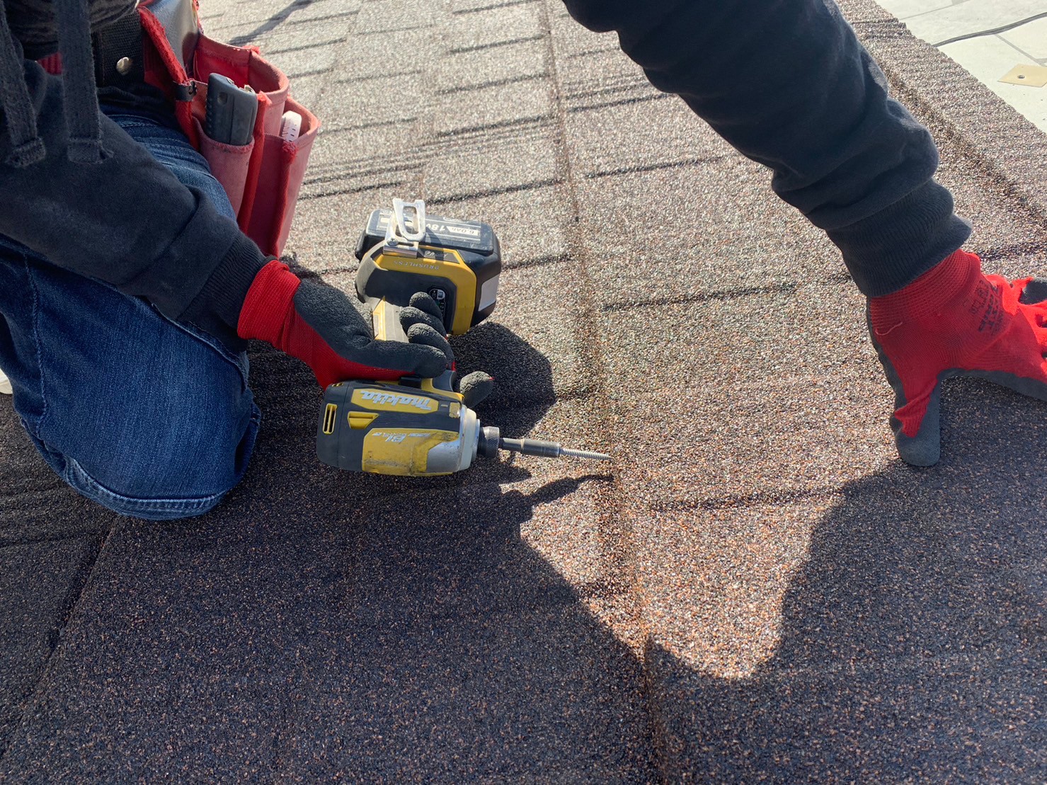 春日井市のT－ルーフのカバー工法