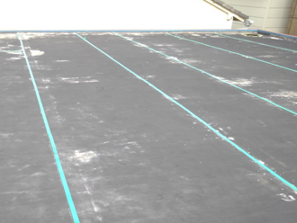 陸屋根ゴムシートの継ぎ目を補修