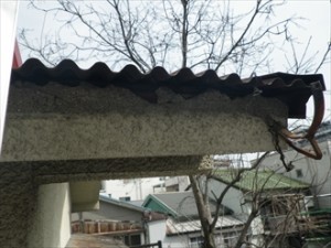 軒樋が無ければ鼻隠し部分の劣化を促進させてしまいます