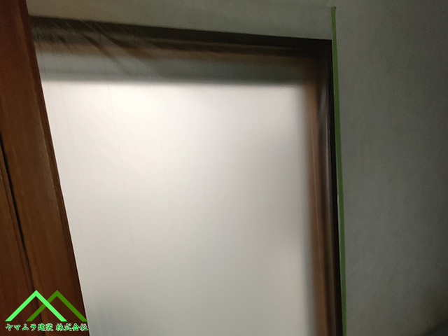 隣の部屋も閉めます