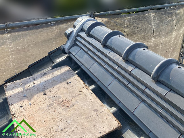 漆喰を塗ります