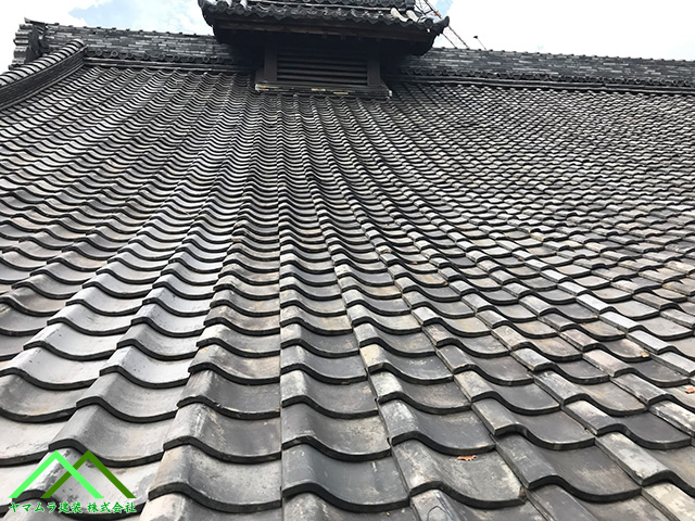 瓦も劣化気味