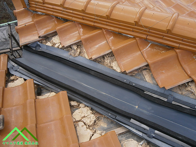 谷板金の取り付け