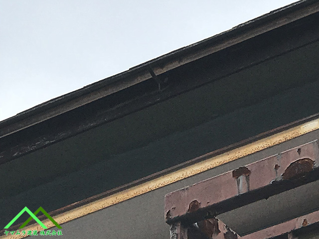 樋吊りだけが残って