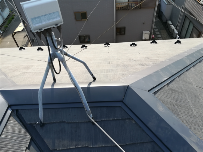 棟板金交換工事が完了