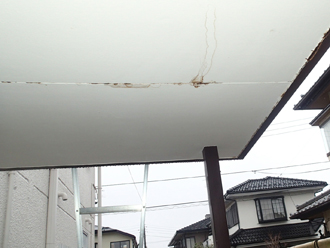 玄関ポーチ屋根