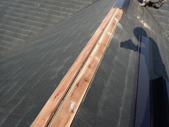 新しい貫板を取り付け