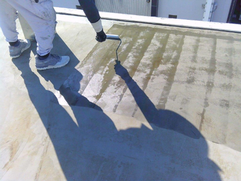 沼津市下処理屋上雨漏り