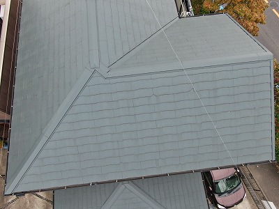 さいたま市南区にてコロニアルネオに塗装をしたお家にてドローン調査を行いました。