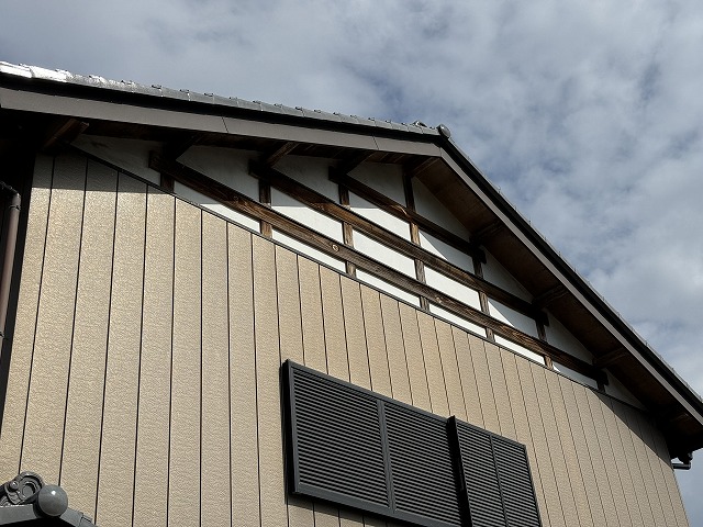 久喜市　漆喰の隙間雨漏り