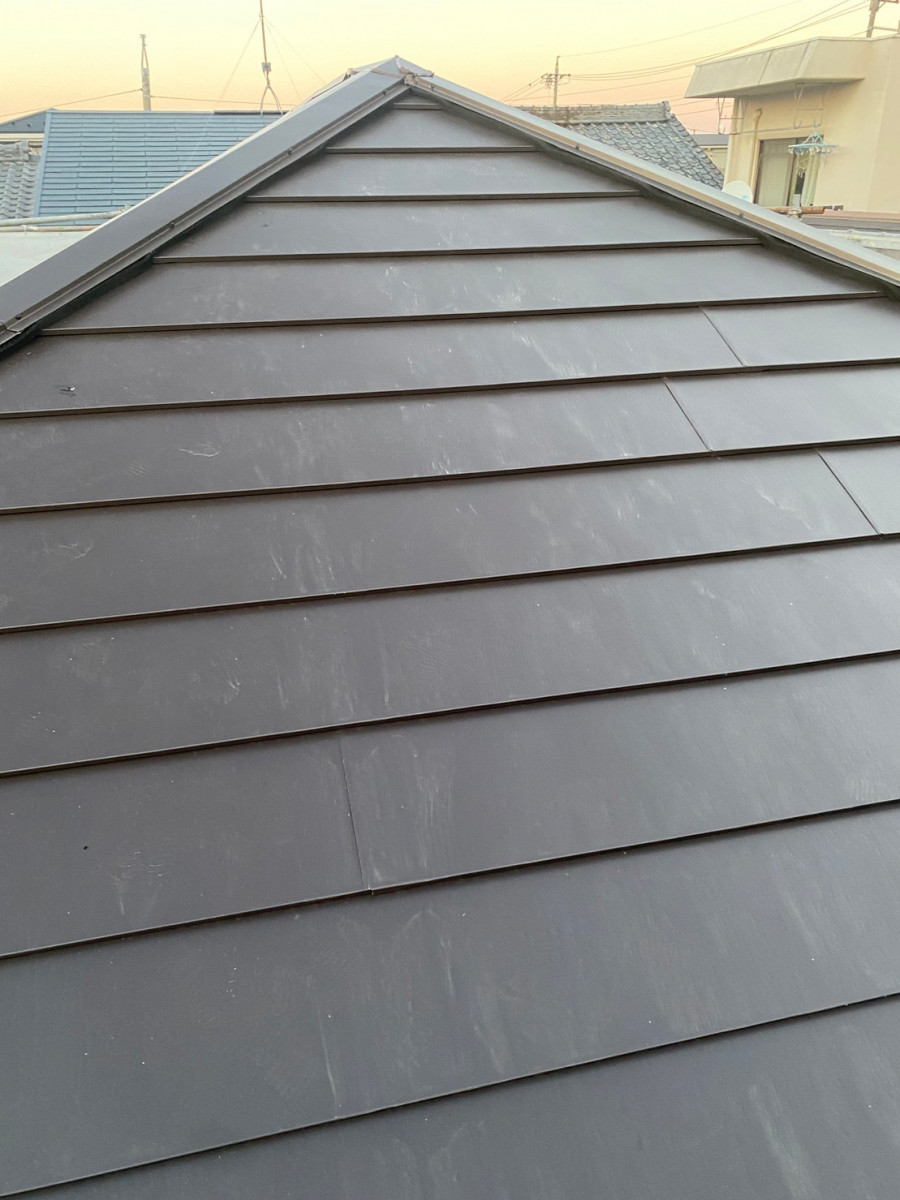 守山区にて横暖ルーフにてカバー工法