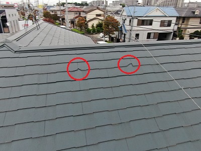 瓦の欠けている箇所の写真です。