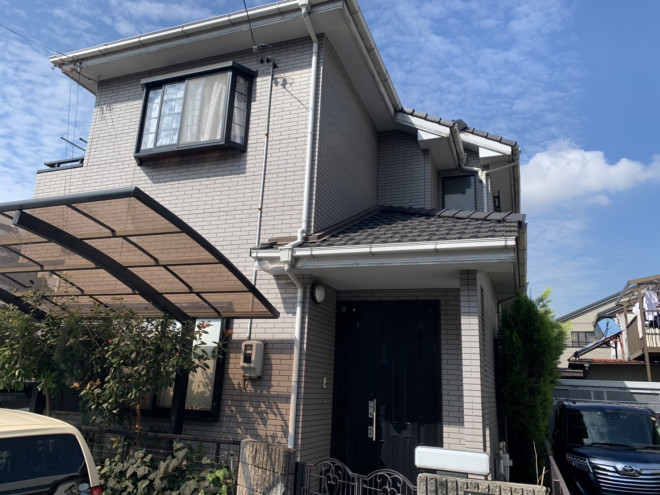 春日井市のベランダからの雨漏りの為、防水部分の確認