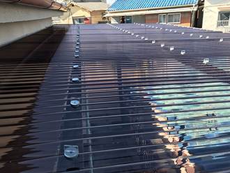 ポリカ波板を設置しました