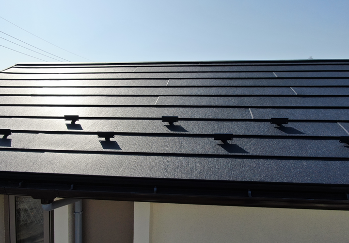 屋根カバー工法が完了