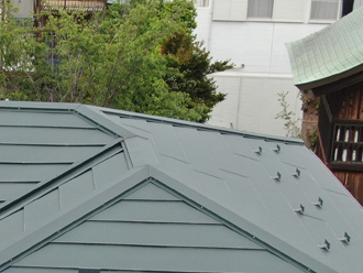 屋根カバー工法　完工